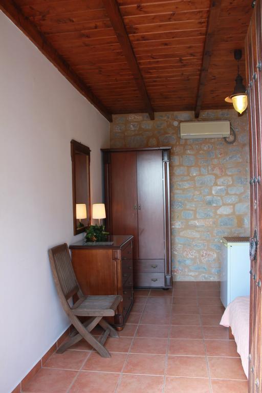 Lalloudes Seaside Accommodation Exo Nimfion 客房 照片