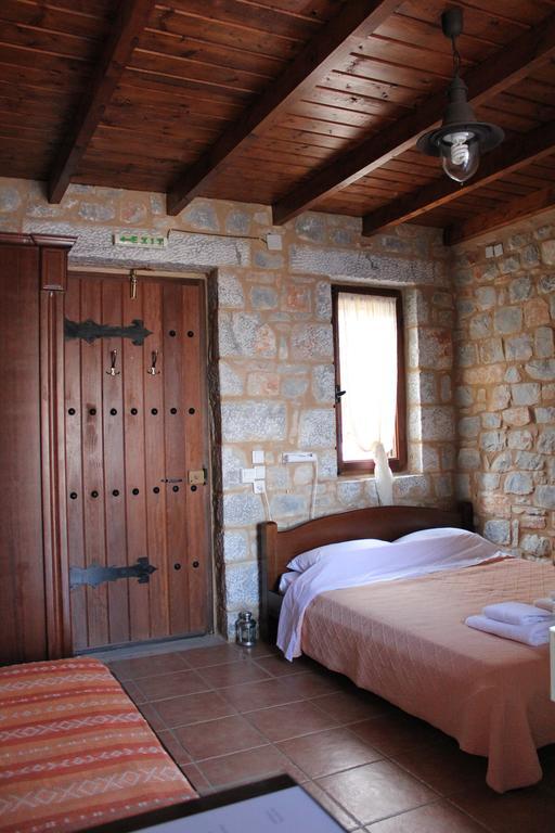 Lalloudes Seaside Accommodation Exo Nimfion 客房 照片