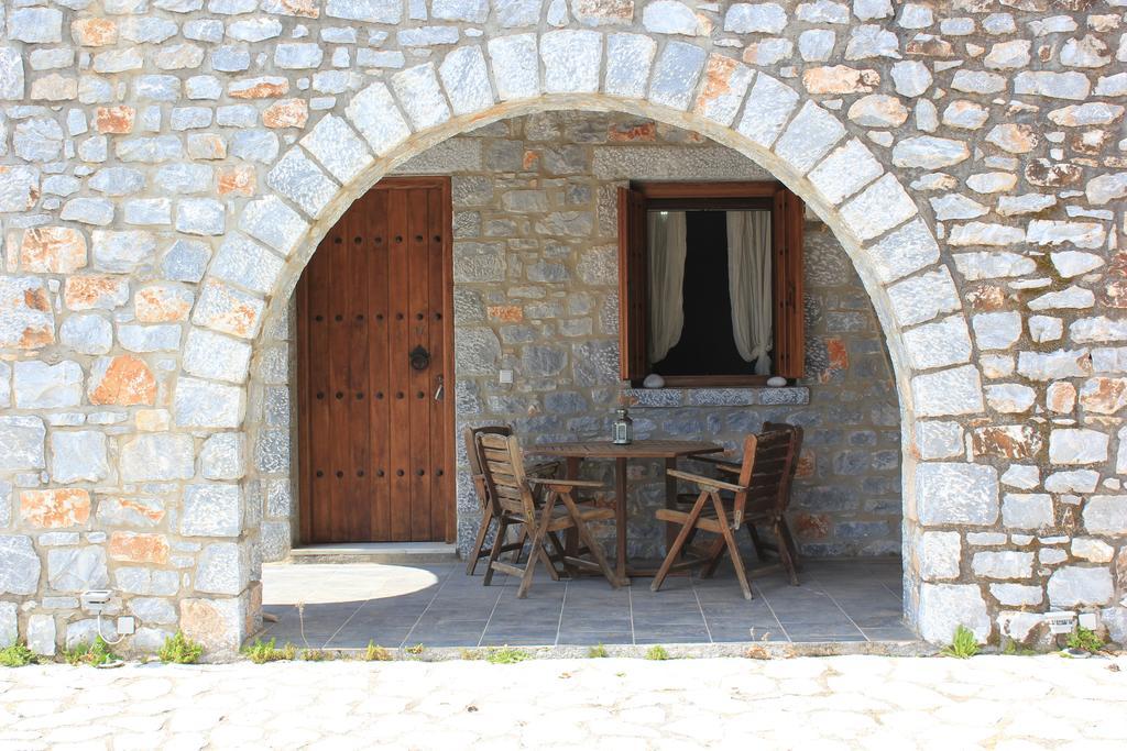Lalloudes Seaside Accommodation Exo Nimfion 客房 照片