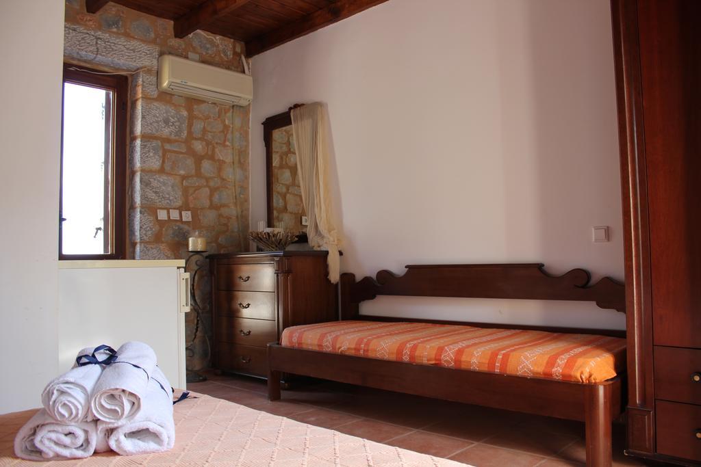 Lalloudes Seaside Accommodation Exo Nimfion 客房 照片