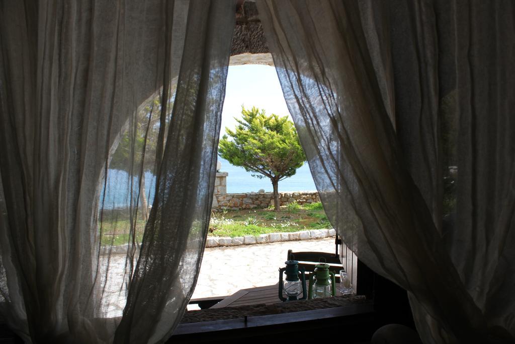 Lalloudes Seaside Accommodation Exo Nimfion 客房 照片