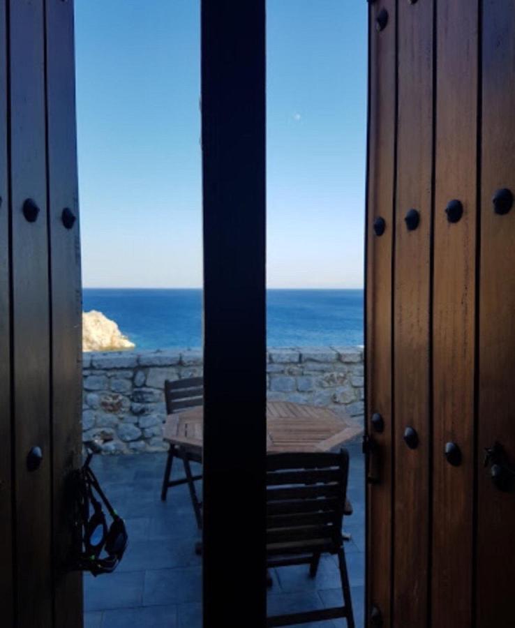 Lalloudes Seaside Accommodation Exo Nimfion 外观 照片