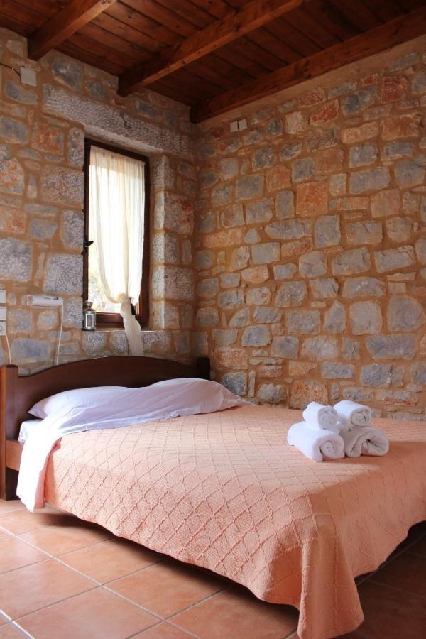 Lalloudes Seaside Accommodation Exo Nimfion 外观 照片